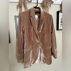 Minkpink Sable Velvet Suit (Blazer and Pants)